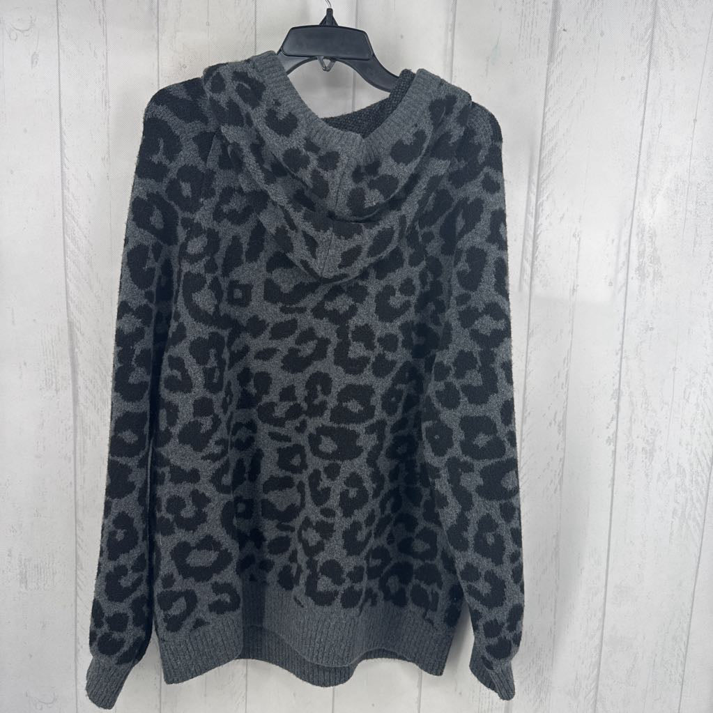 XL animal print hooded sweater