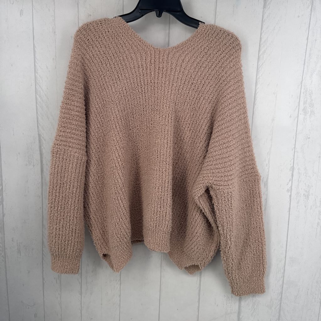 S v-neck sweater
