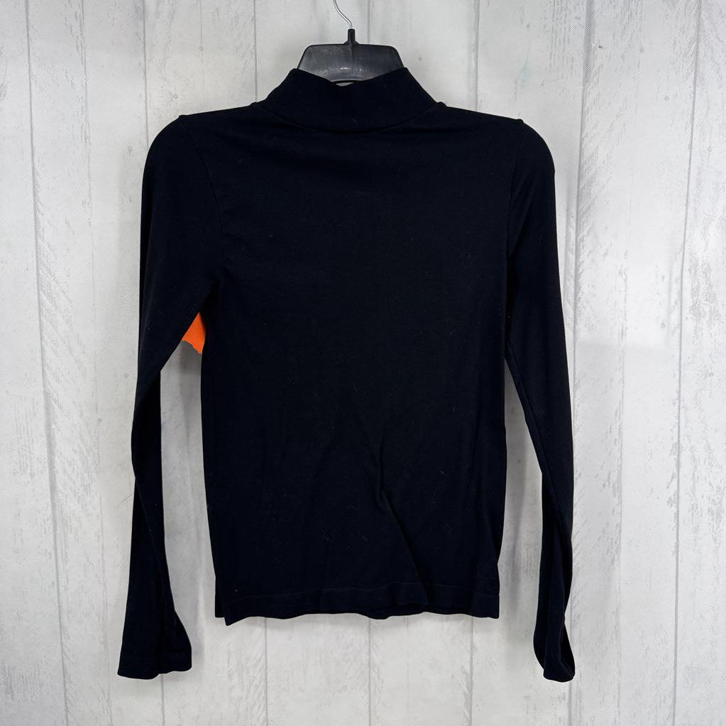 M/L mock neck l/s top