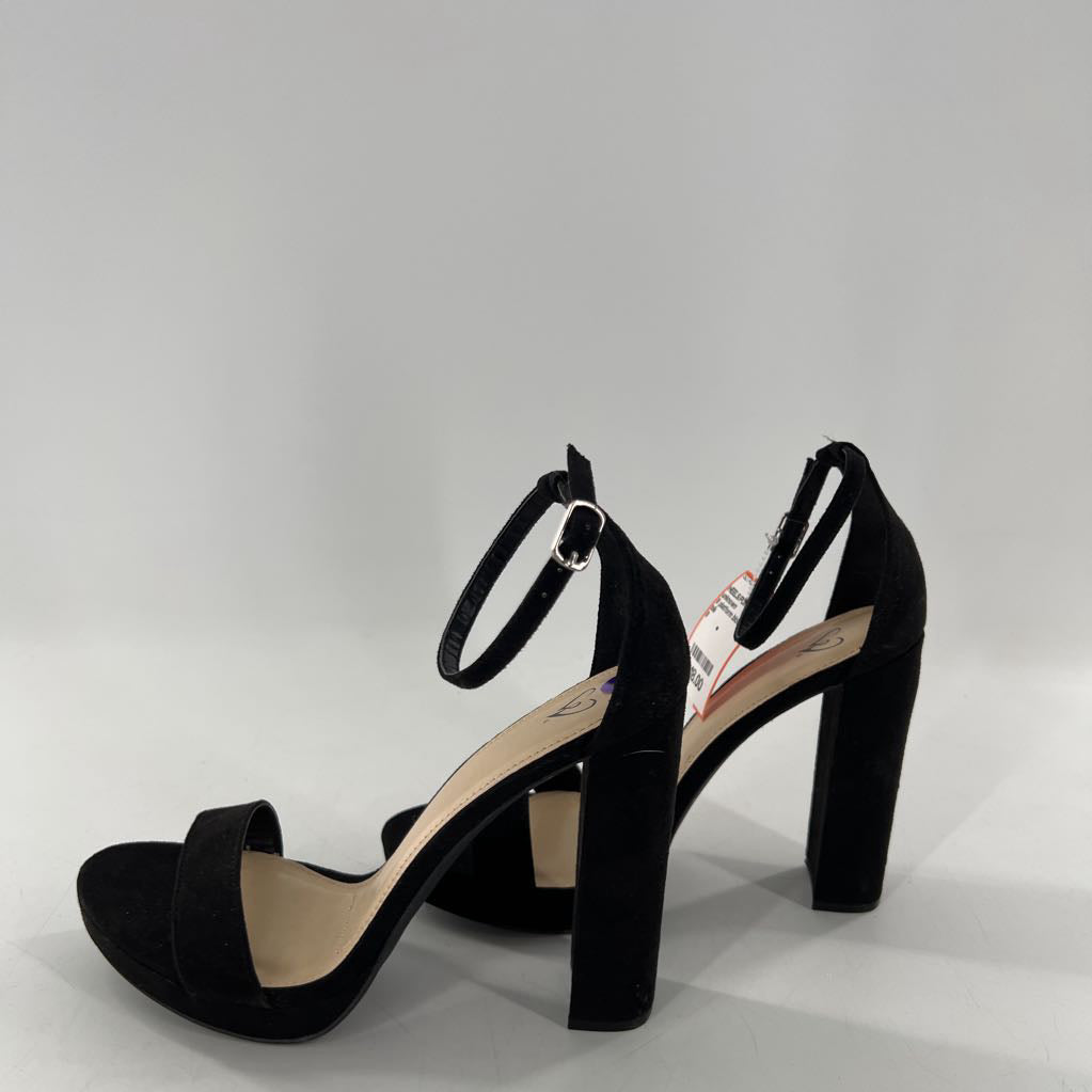 8 Open-toe platform block heel sandals