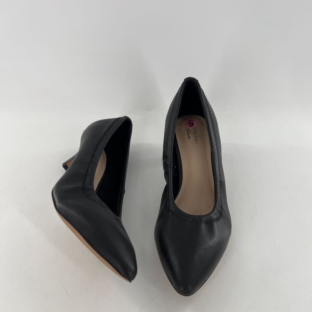 9 kitten heel pump