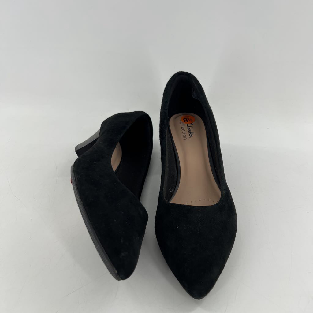 8.5 faux suede low heel pump