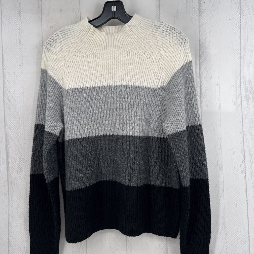 M colorblock sweater