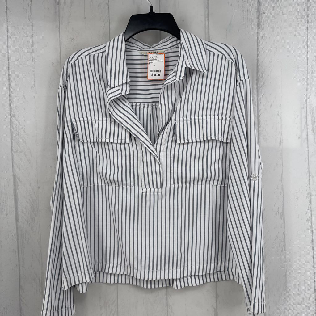 M striped split neck l/s top