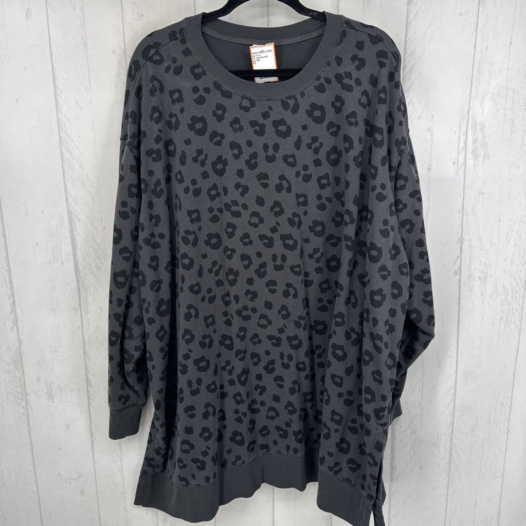 4X animal print crewneck sweatshirt
