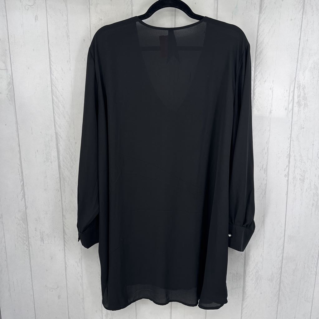2X embelished v-neck l/s top