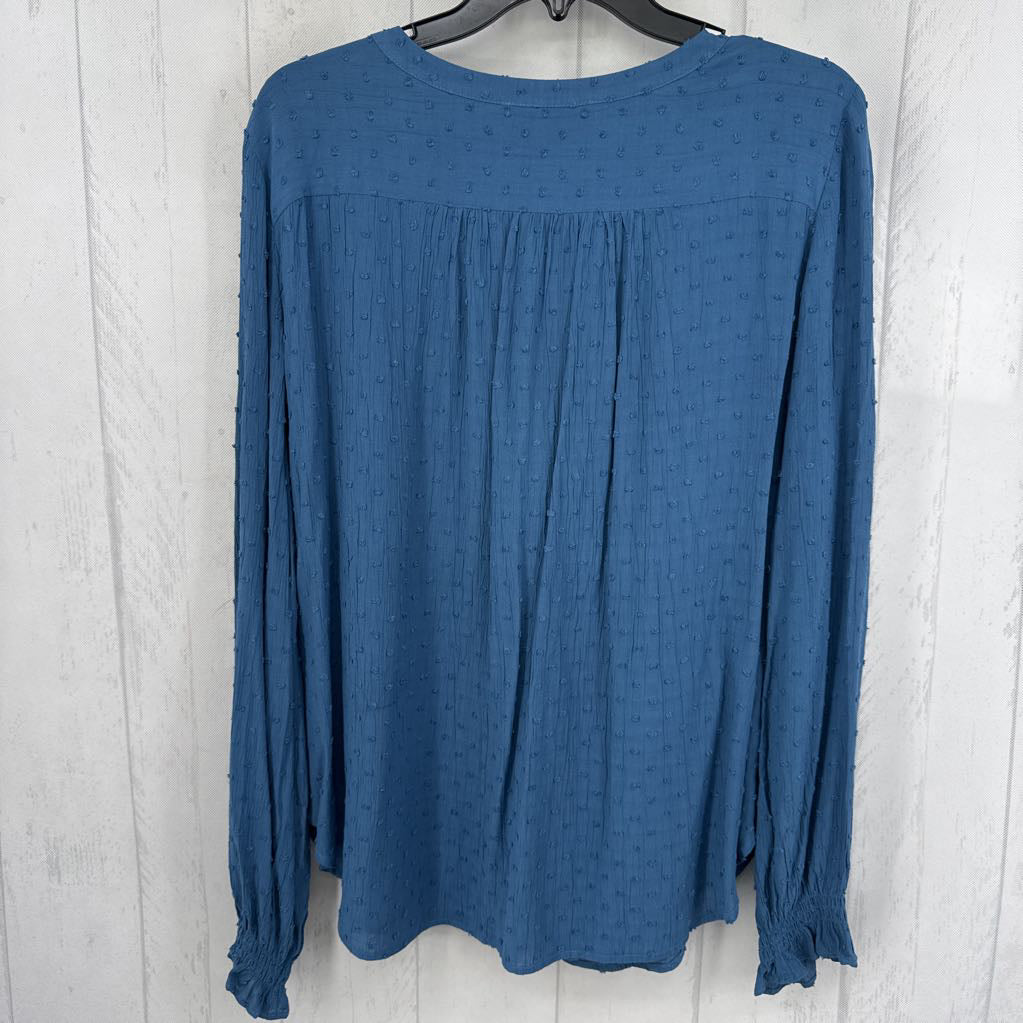 L swiss dot smocked front l/s top