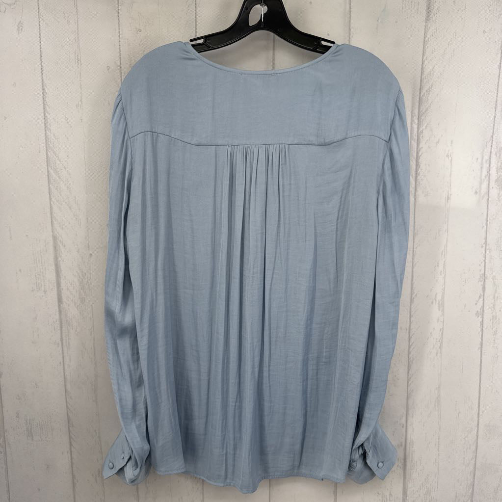 XL silky v-neck l/s top