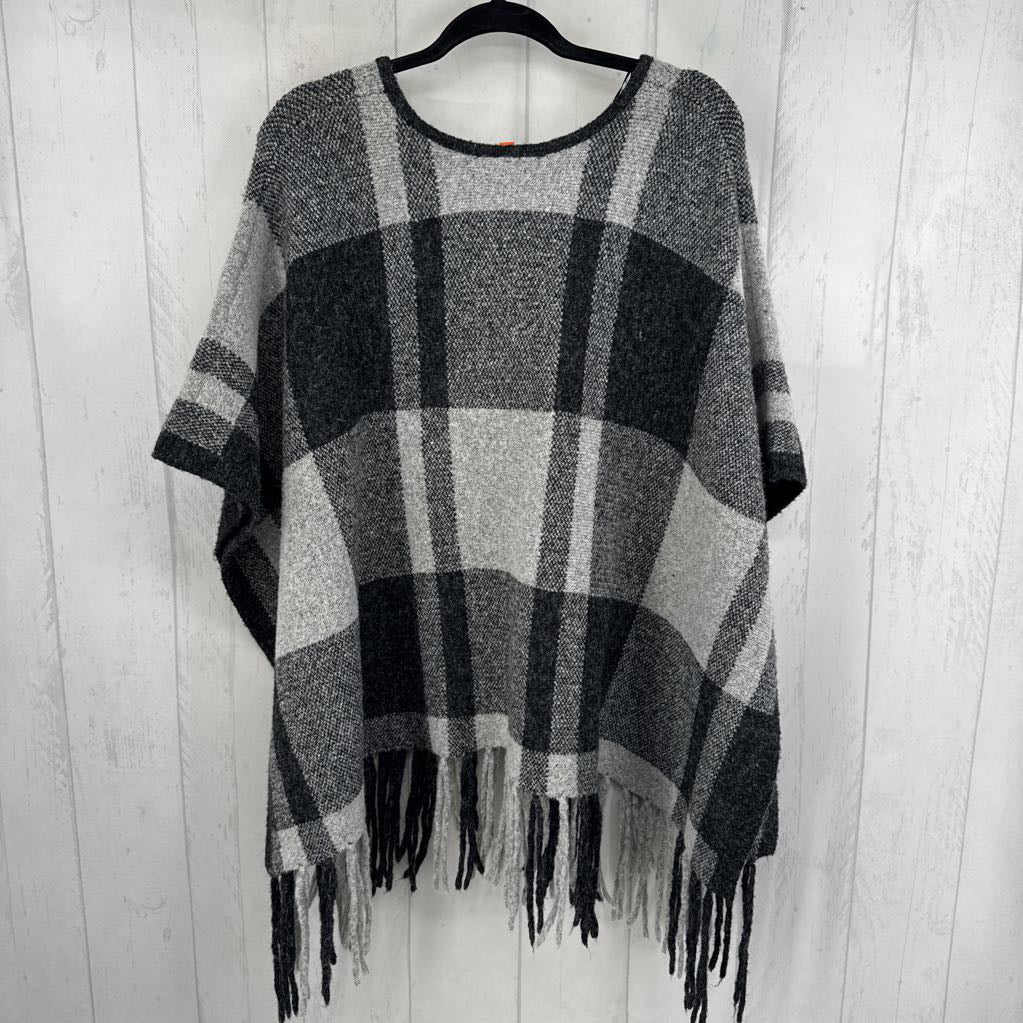 S/M plaid fringe poncho
