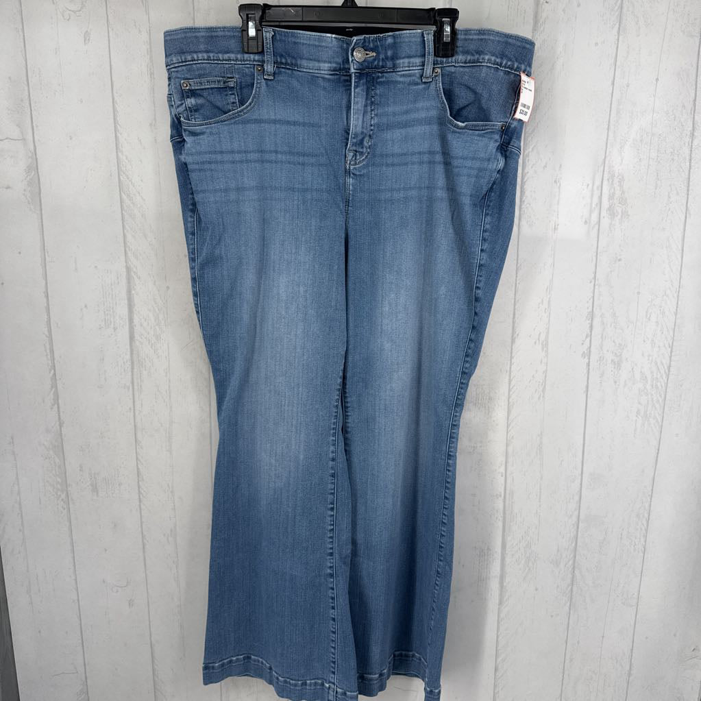22 medium wash flare leg jeans