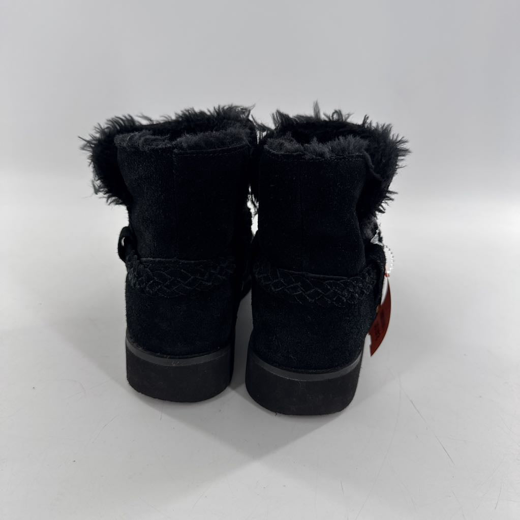 6 suede fur lined ankle boots
