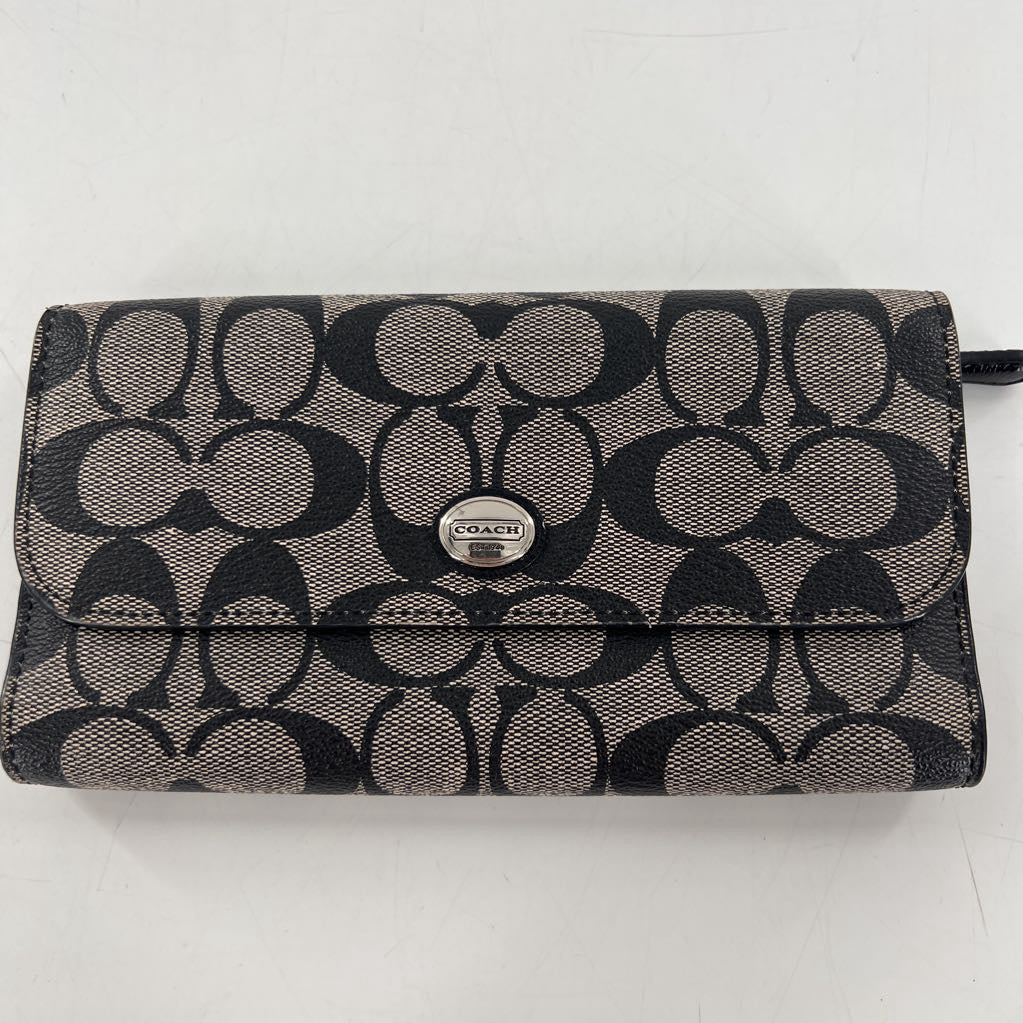 signature logo tri-fold wallet