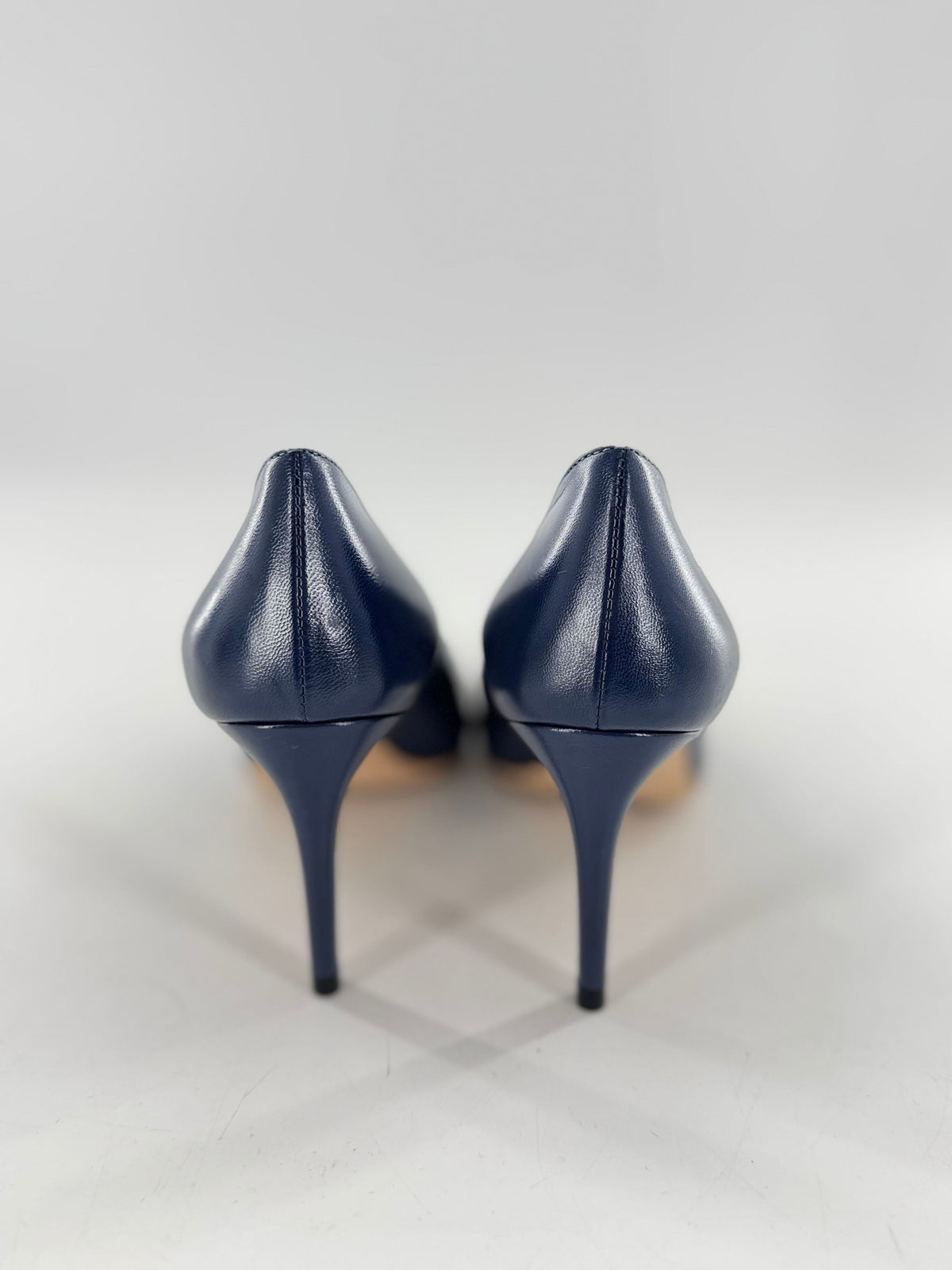 5 pointed-toe stiletto pumps