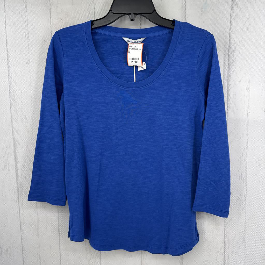 XS scoop neck 3/4 slv tee