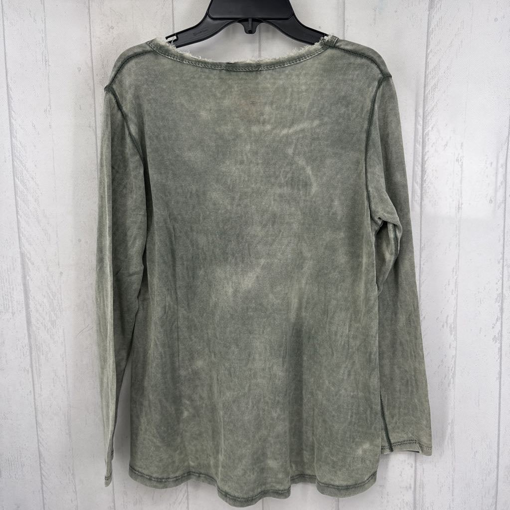 S/M frayed v-neck l/s tee-star