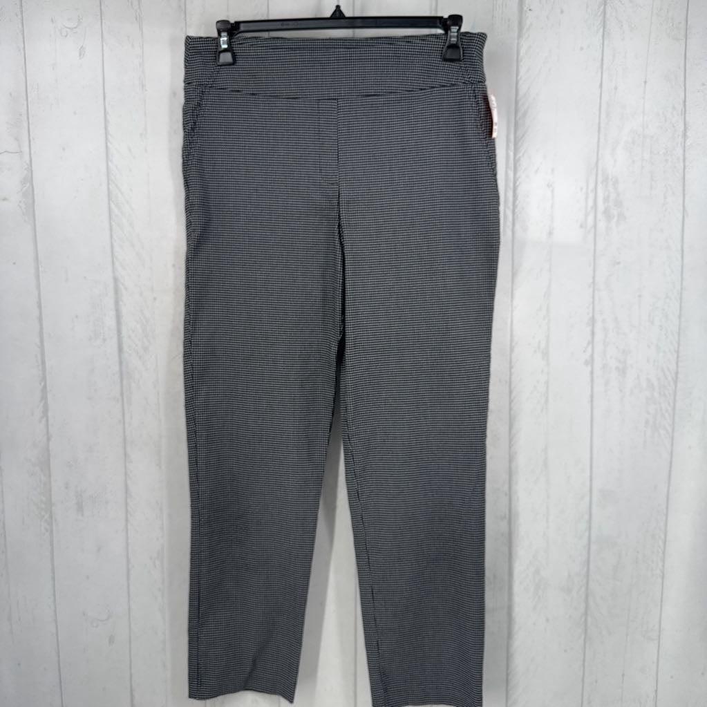L checkered pull-on pant