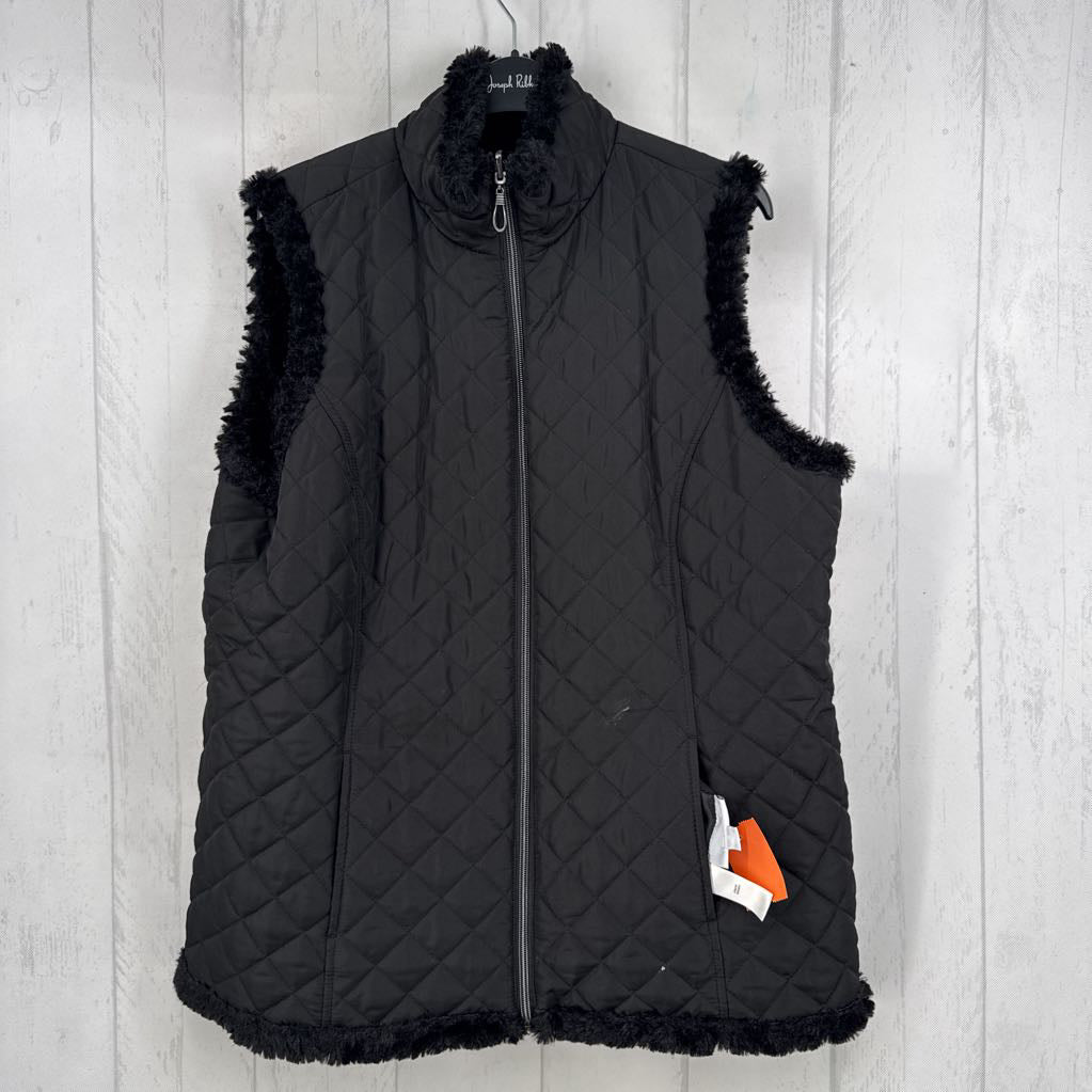 M reversible quilted/faux fur vest