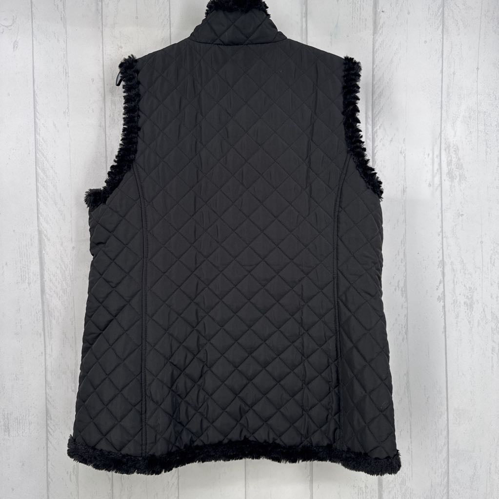 M reversible quilted/faux fur vest