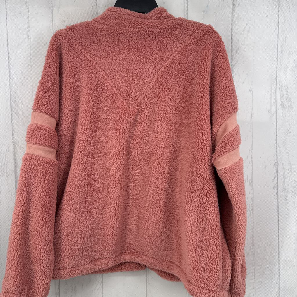 L/XL sherpa pullover