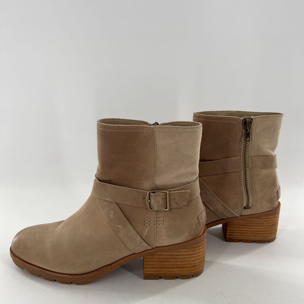 9 suede buckle accent boot