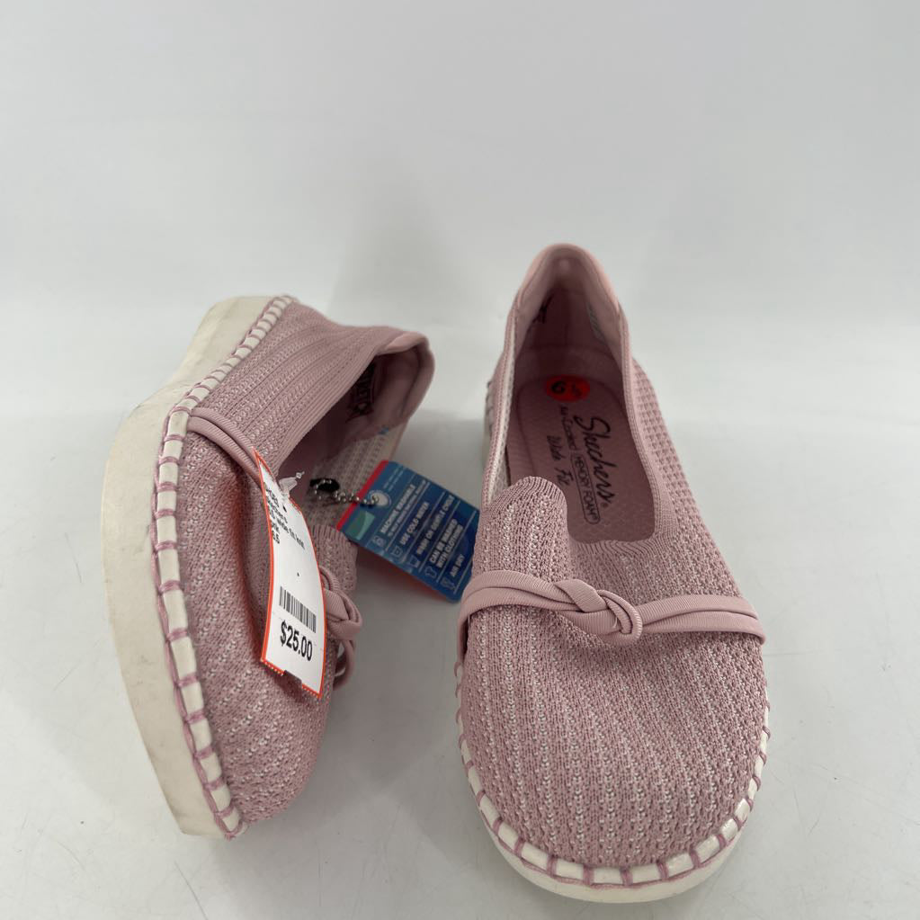 6.5 wide fit knit slip-ons
