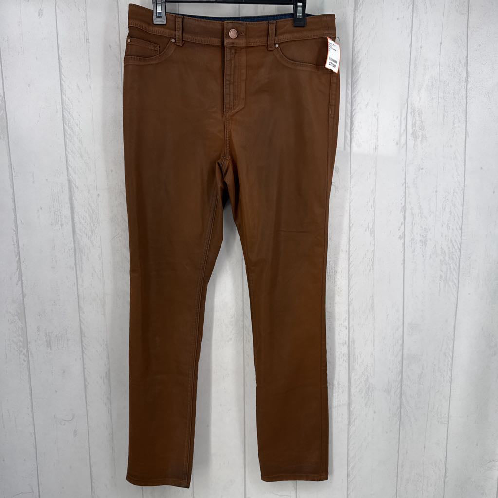 M faux leather pants