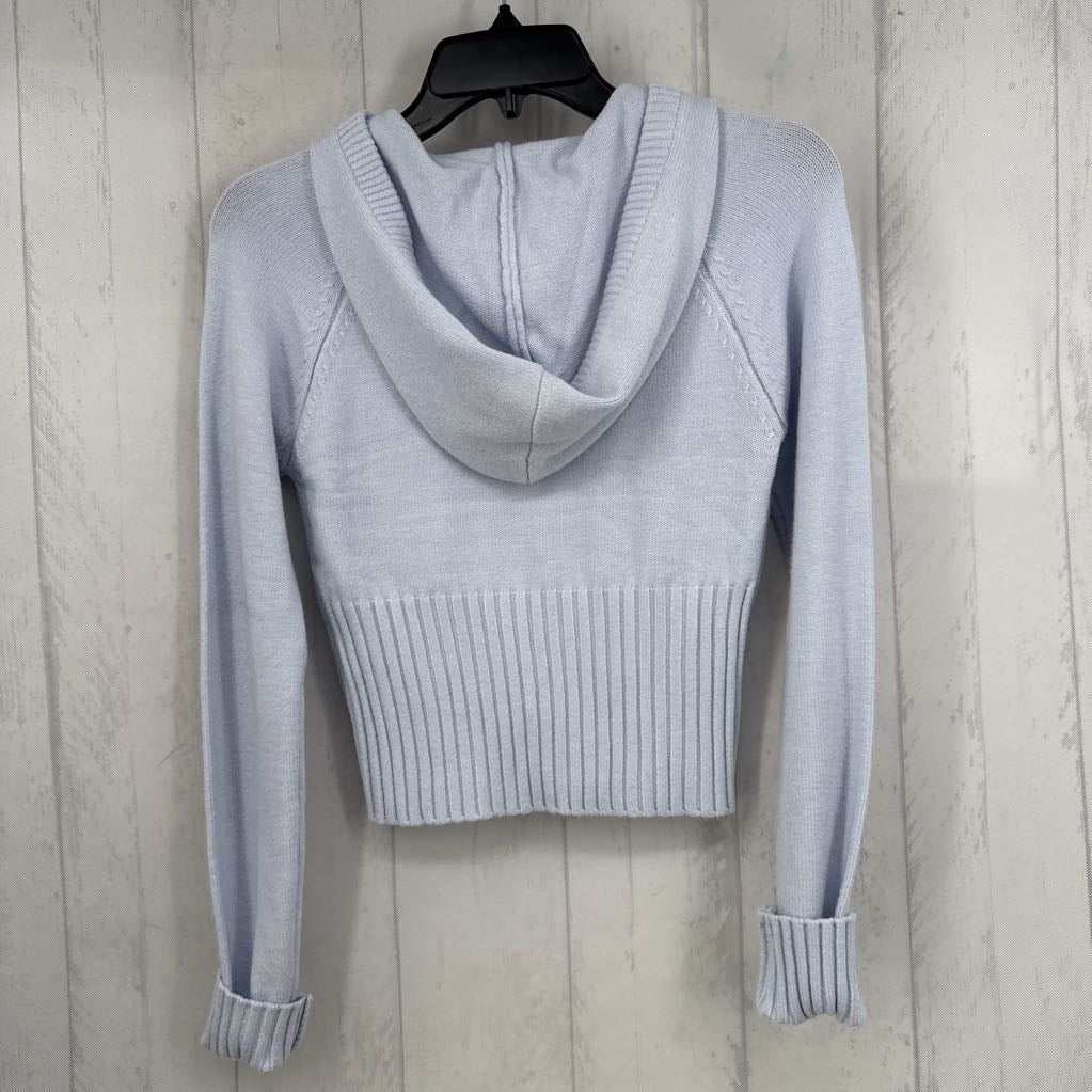M hooded crop sweater