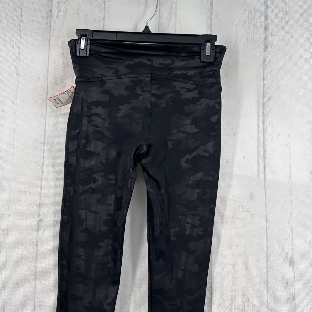 M hi-rise camo print leggings