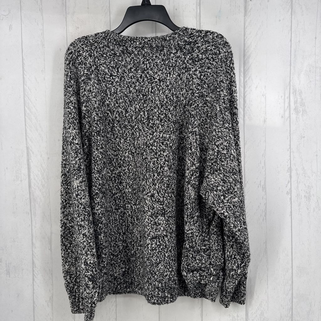 XL marled crewneck sweater