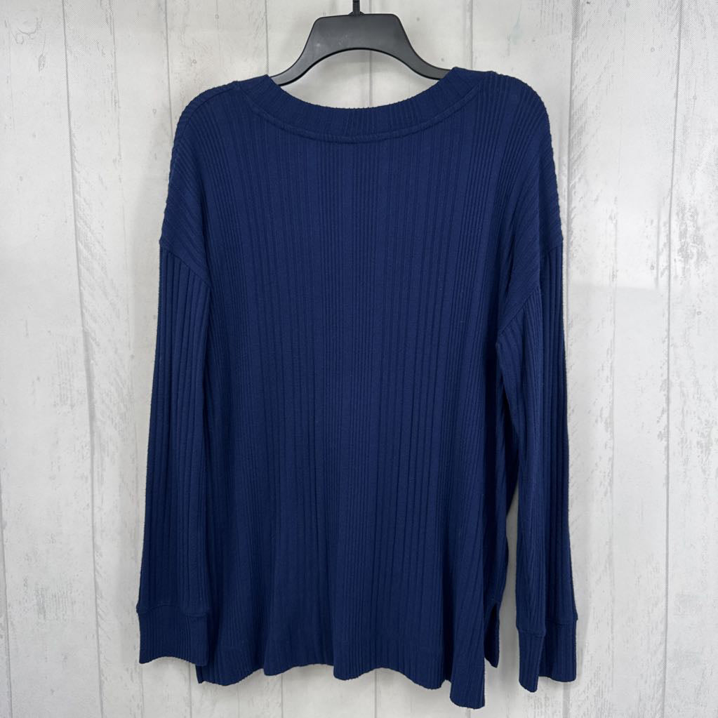 L ribbed v-neck l/s top