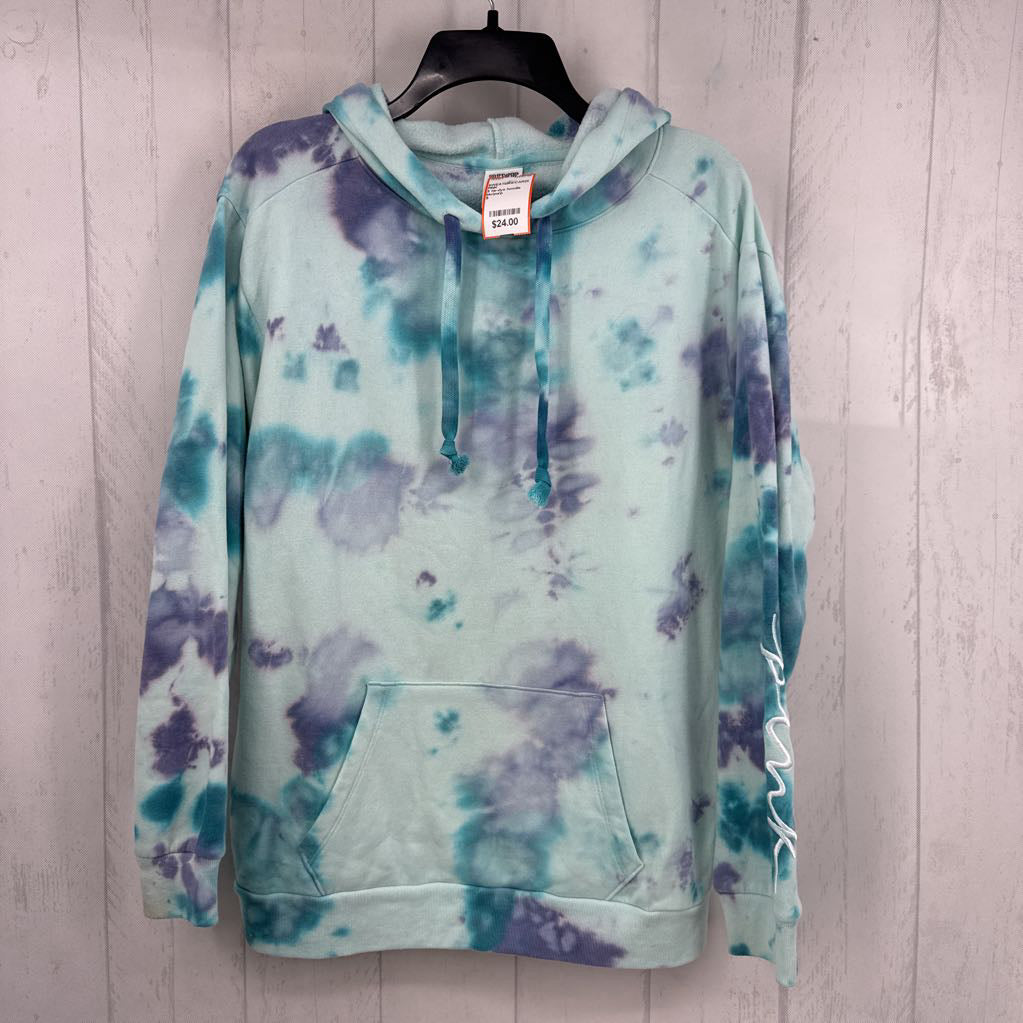 S tie-dye hoodie
