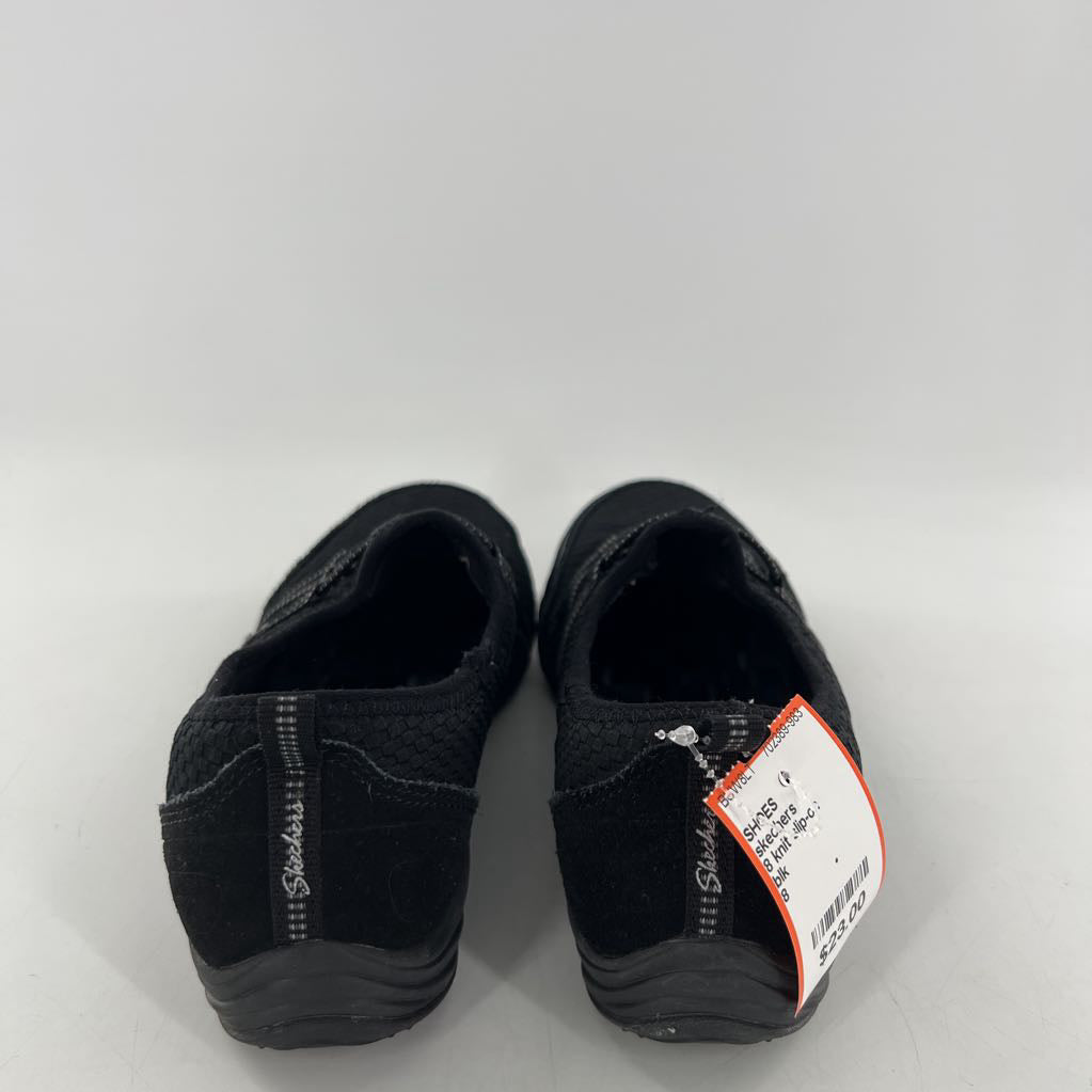 8 knit slip-on sneaker