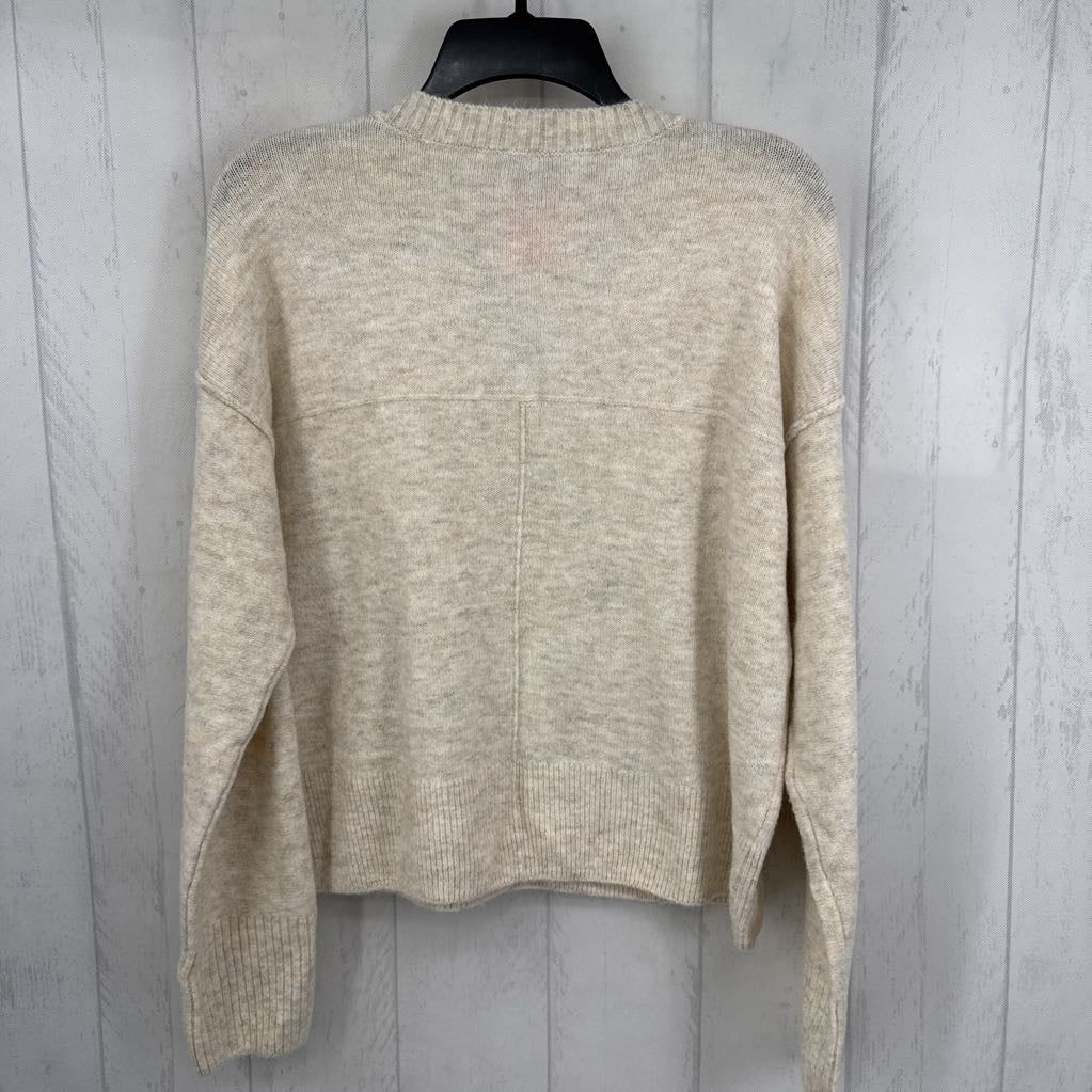 L v-neck sweater