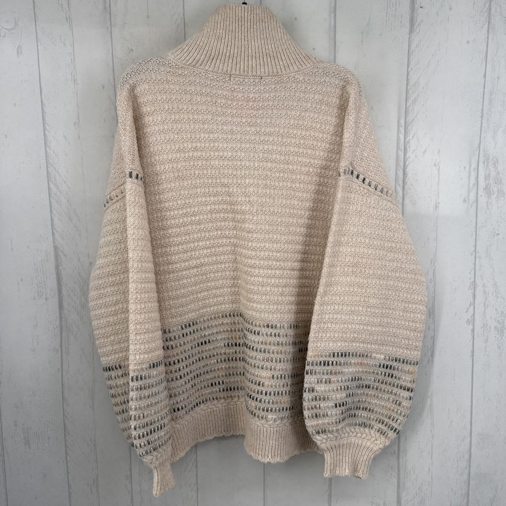 L collared v-neck sweater