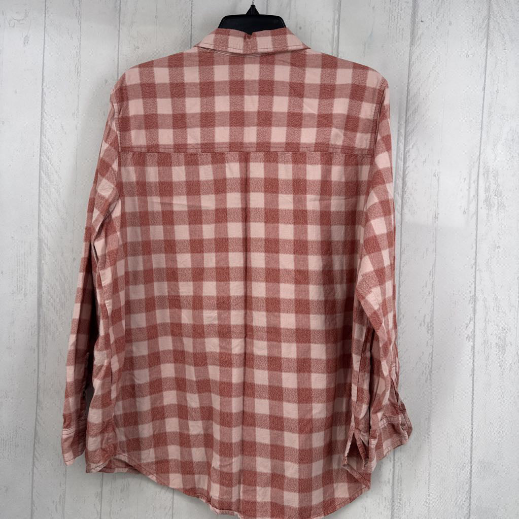 XL plaid button down l/s top