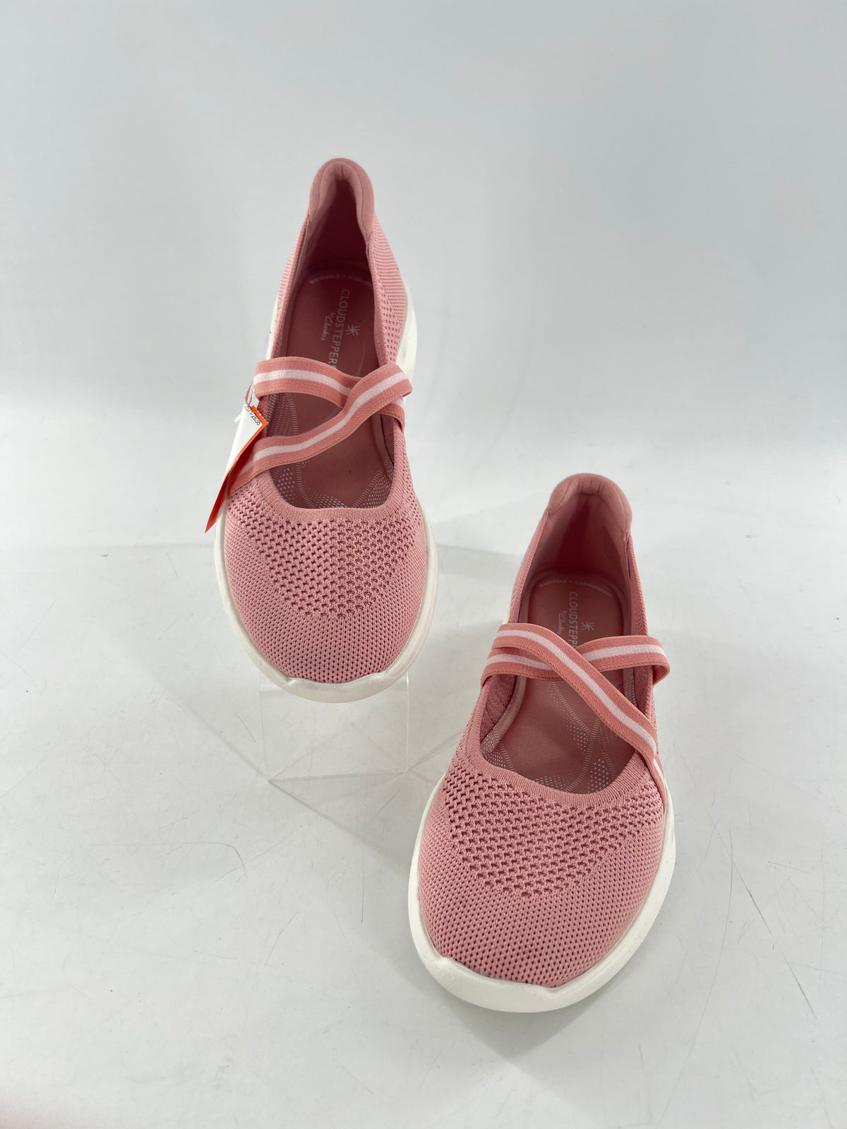 6.5 knit slip on sneaker