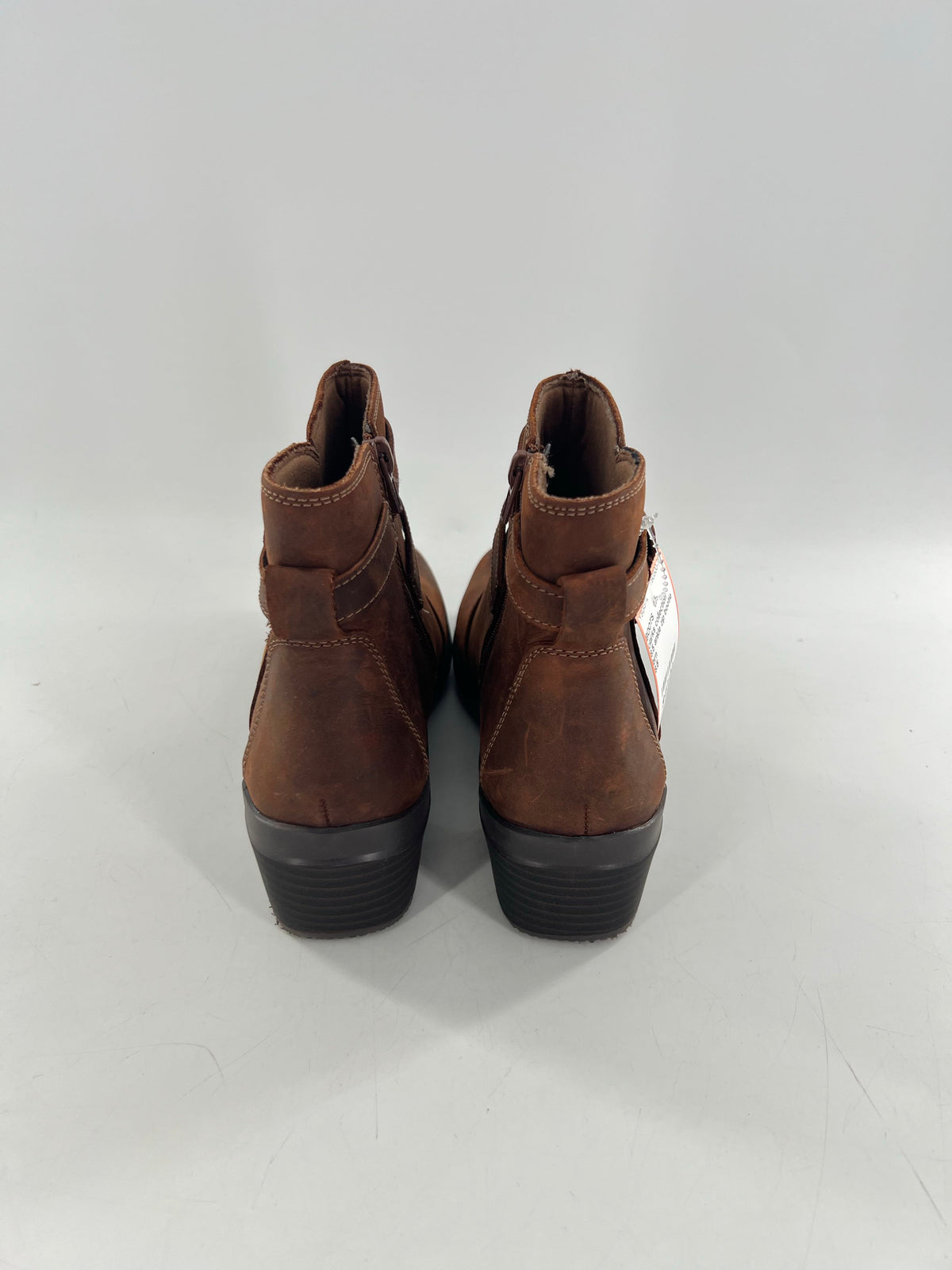 8.5 ankle zip bootie