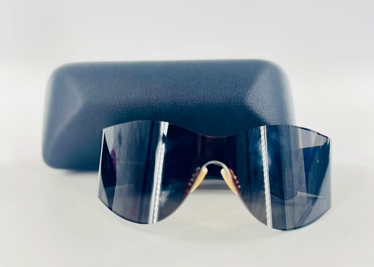 black shield BB logo sunglasses