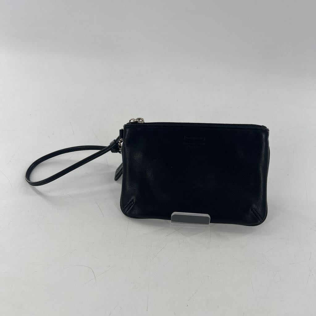 leather wristlet