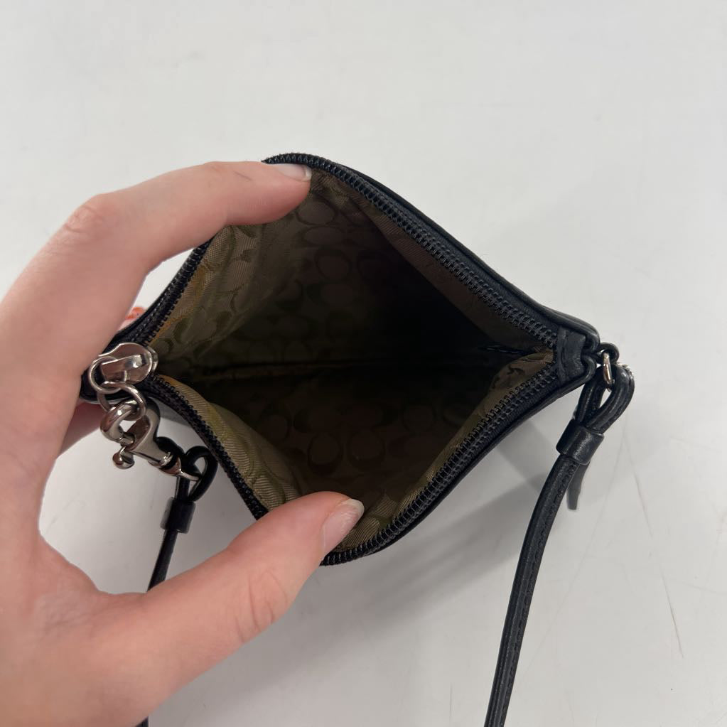 leather wristlet