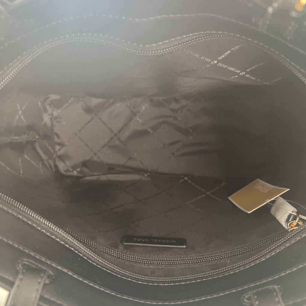 R358 monogram tote w/ 2 front pockets