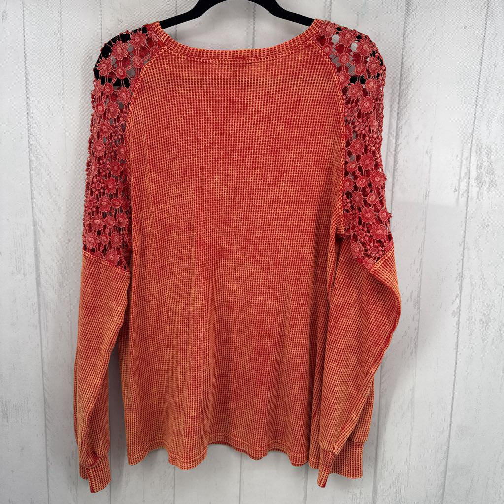 M waffle knit & lace l/s top