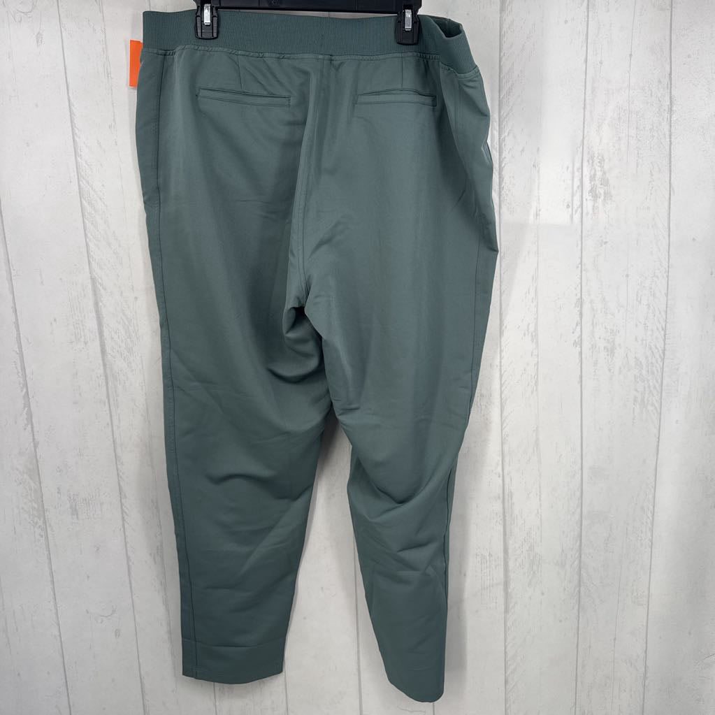 XL pull-on pant