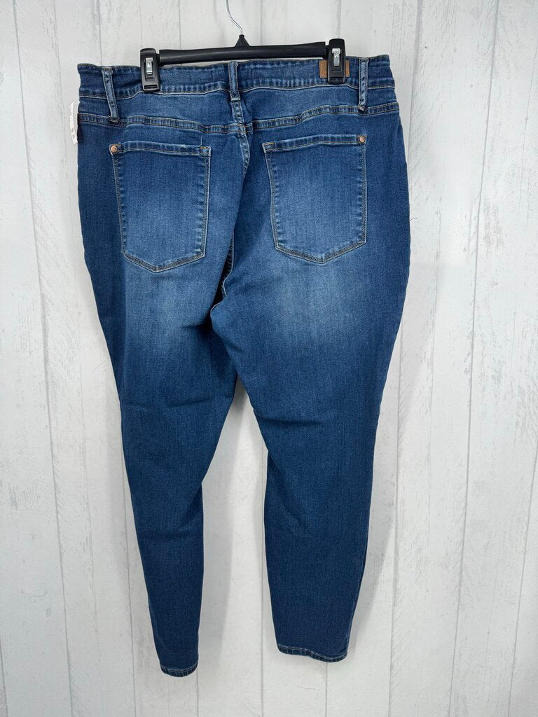 22w skinny jean