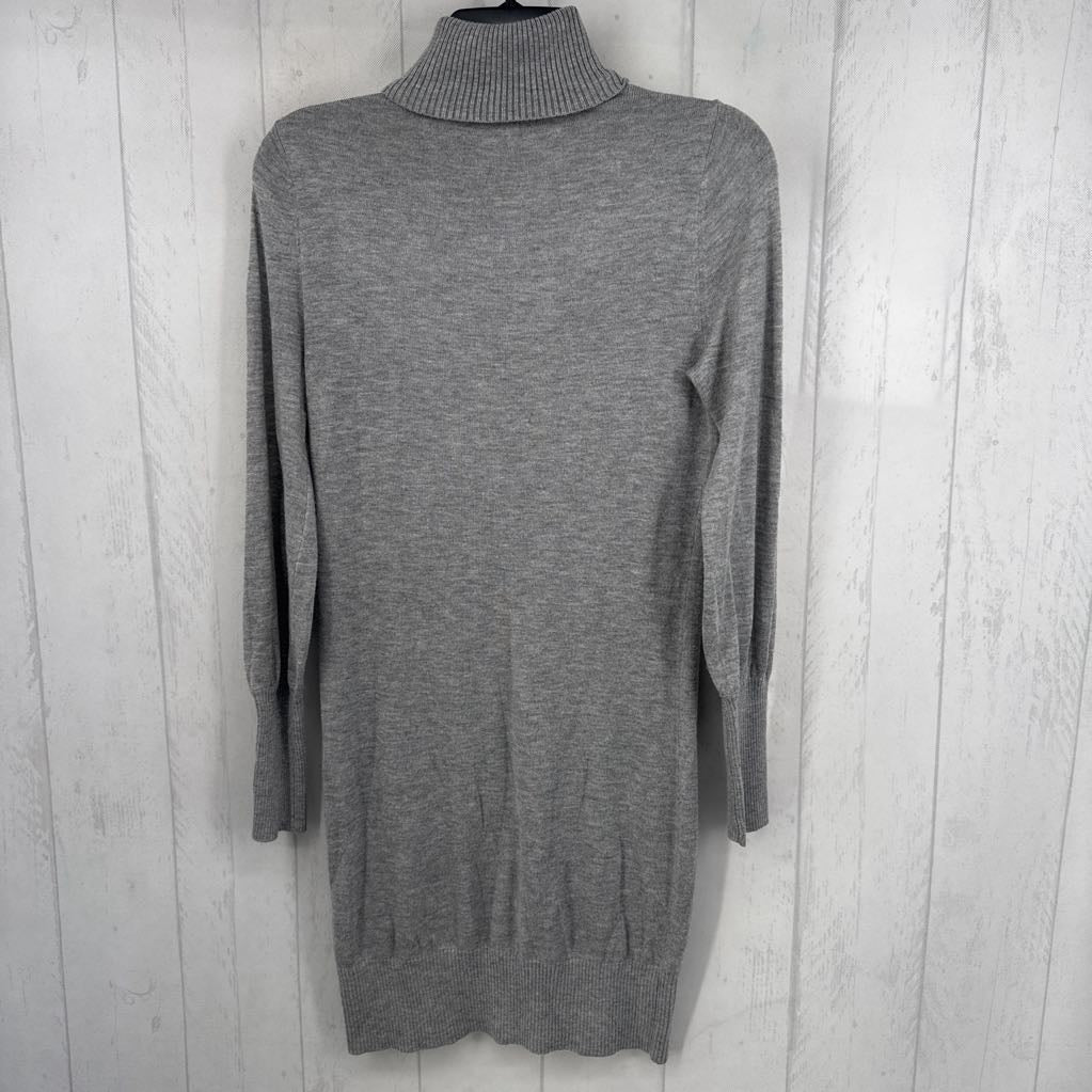 XS t-neck l/s sweater dress