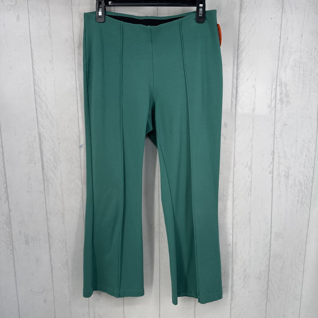 M pull-on flare legpant
