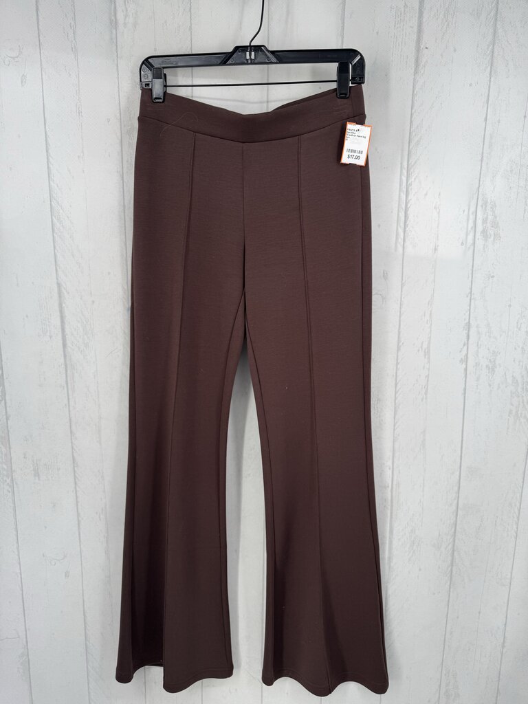 M pull-on flare leg pant