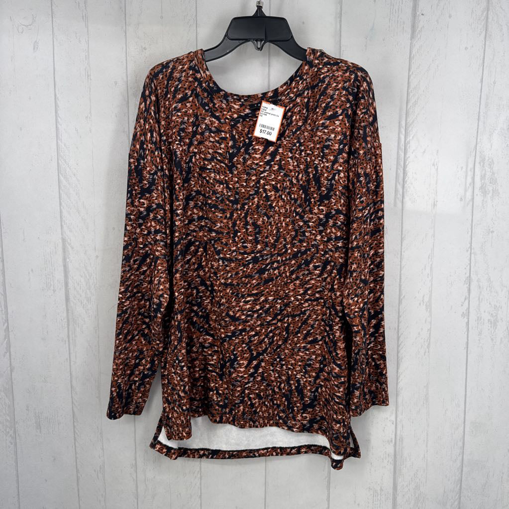 XS animal print l/s tee