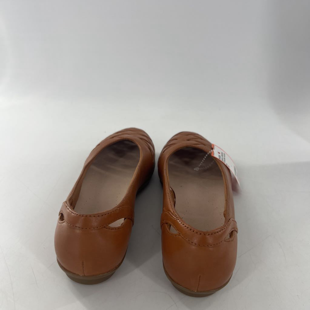 7.5 leather woven slip-on flats