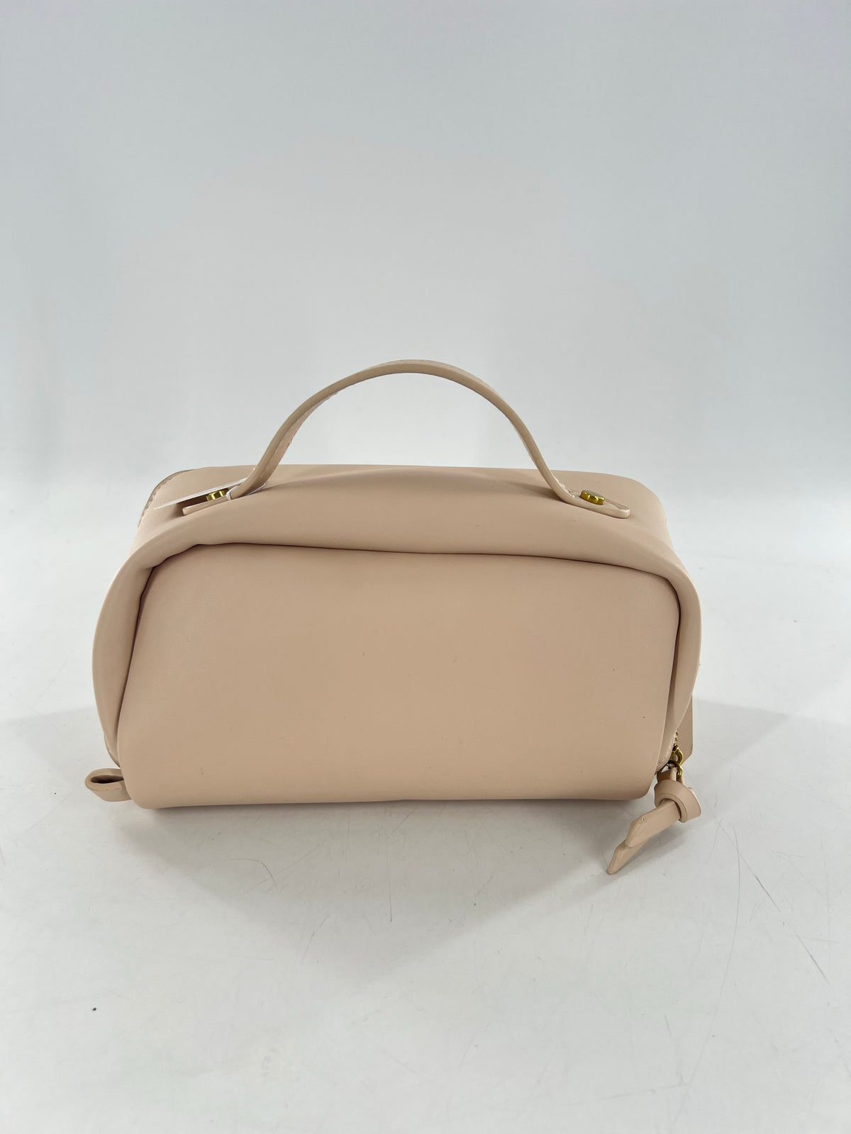 vegan leather toiletry case
